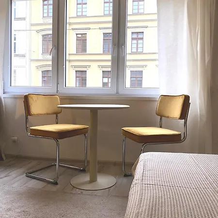 شقة Przytulne Mieszkanie W Centrum